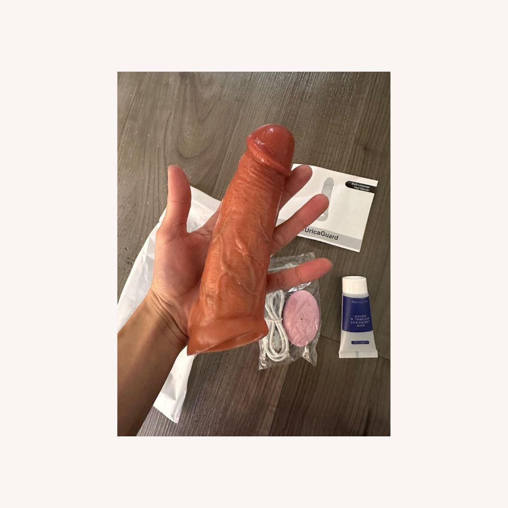 DOMINIX Realistic Vibrating Penis Sleeve, Elastic Penis Ring, Big Dick, Stretching, Hotwife Lifestyle (<45 dB)