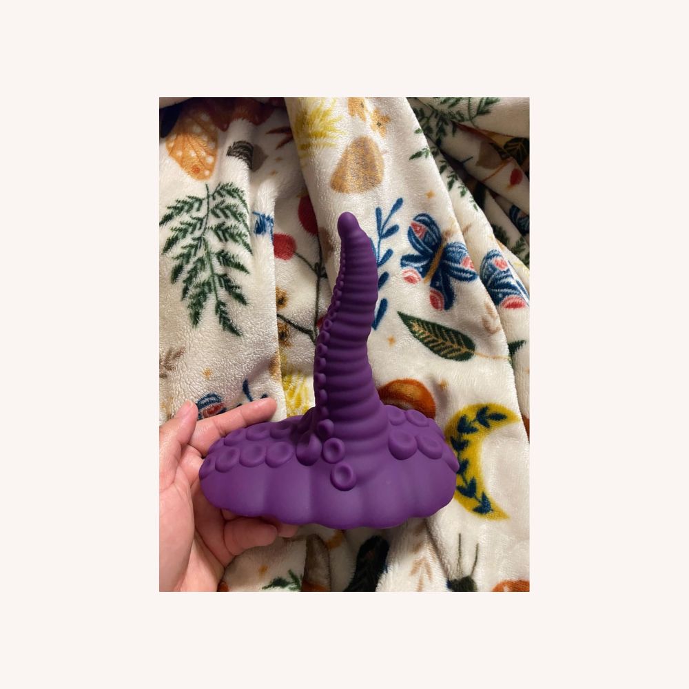 Ika® Fantasy Dragon Vibrating Suction Cup Dildo Silicone Tentacle Sucker