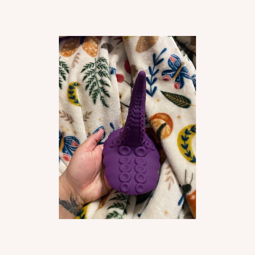 Ika® Fantasy Dragon Vibrating Suction Cup Dildo Silicone Tentacle Sucker
